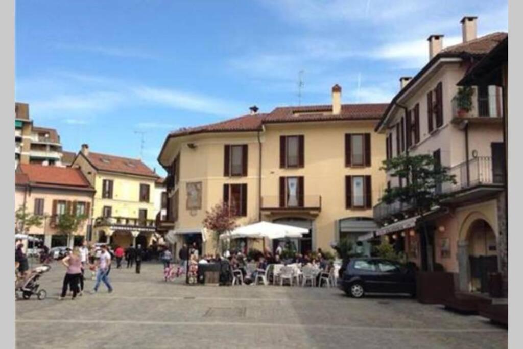 L'Attico Del Lago Sesto Calende Kültér fotó